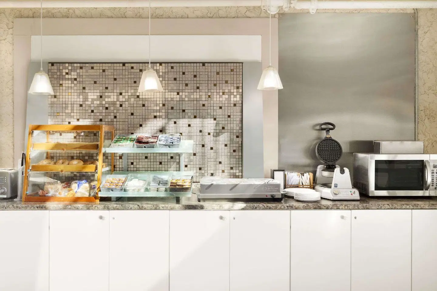 Days Inn by Wyndham Lethbridge LOUNGE_LOBBY