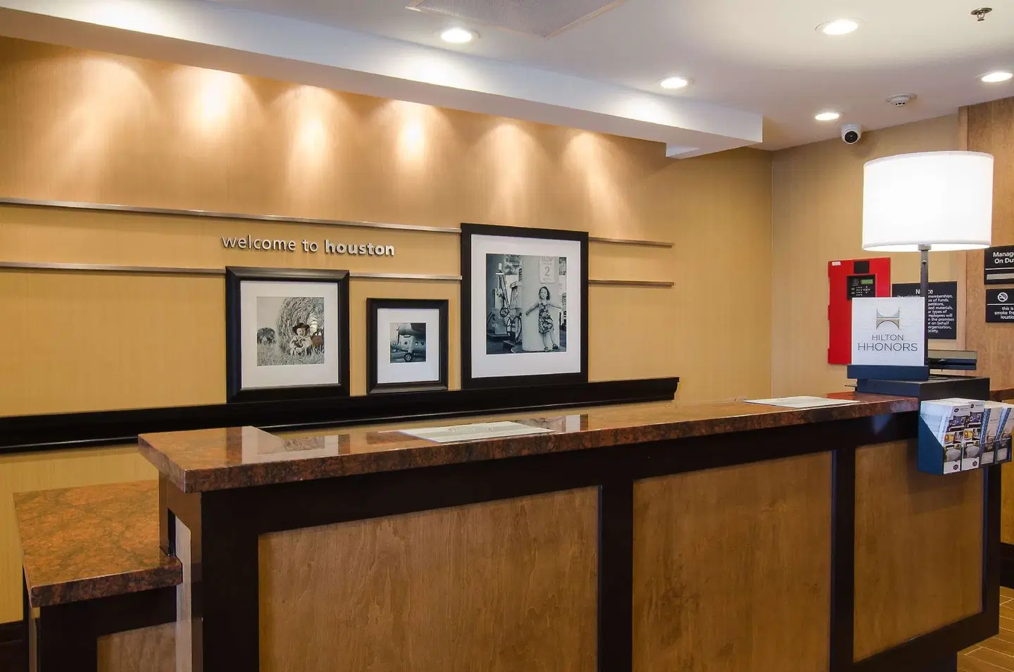 Hampton Inn & Suites Houston North IAH LOUNGE_LOBBY