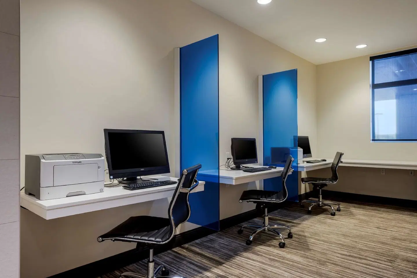Best Western Plus Sawridge Suites ROOM_EXAMPLE