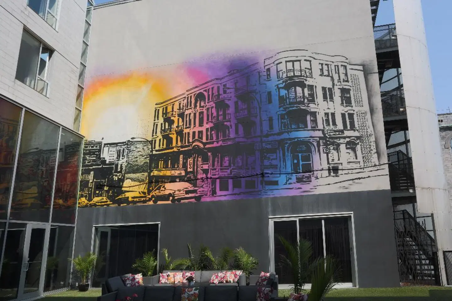 Hotel 10 EXTERIOR