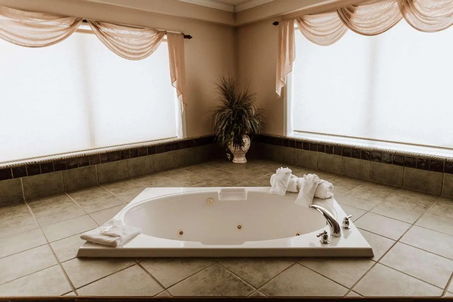 Coast Nisku Inn & Conference Centre at Edmonton International Airport Badezimmer