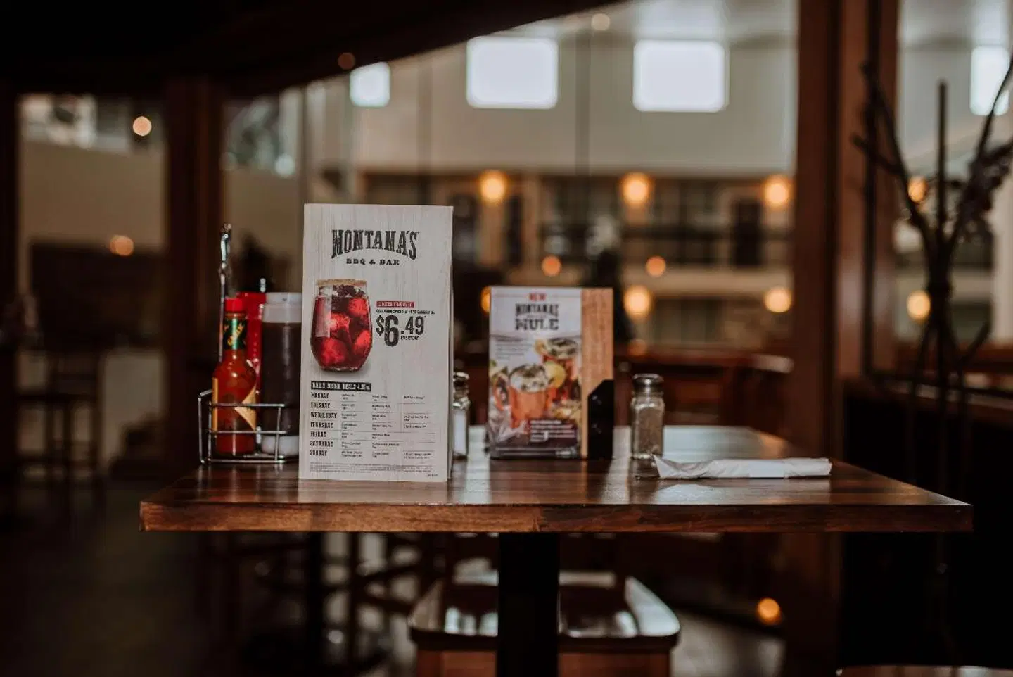 Coast Nisku Inn & Conference Centre at Edmonton International Airport Bar