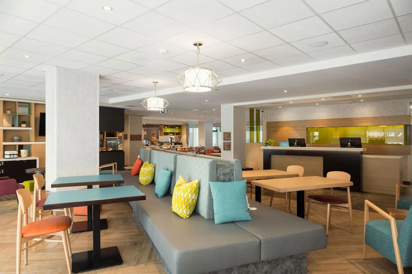 Home2 Suites By Hilton Quebec City Bar
