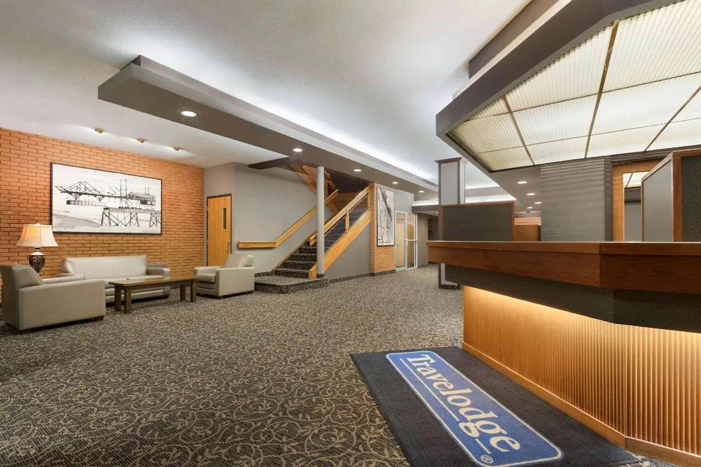 Travelodge Lethbridge LOUNGE_LOBBY