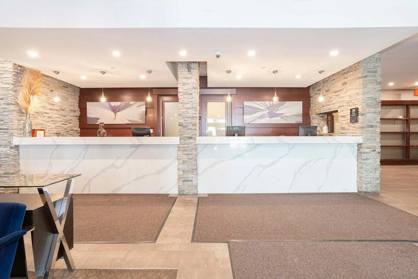 Sandman Hotel Edmonton West LOUNGE_LOBBY