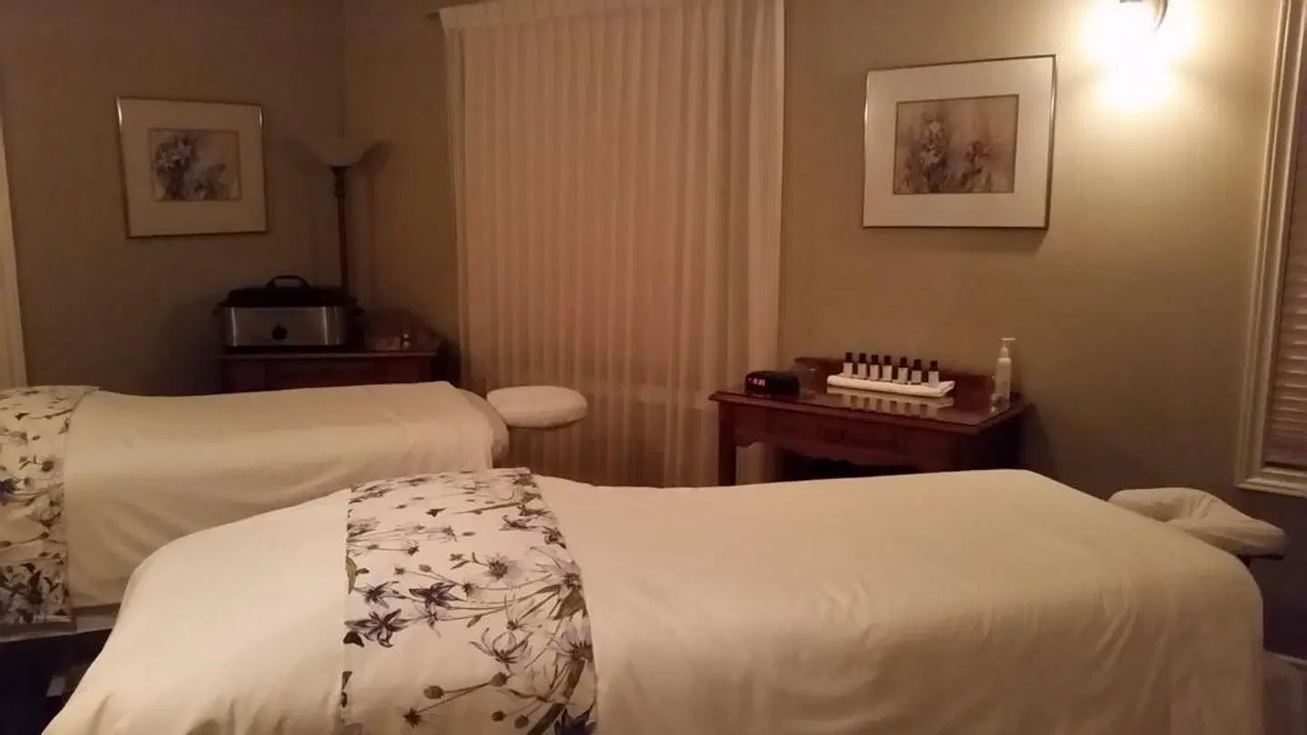 Lady MacDonald Country Inn ROOM_EXAMPLE