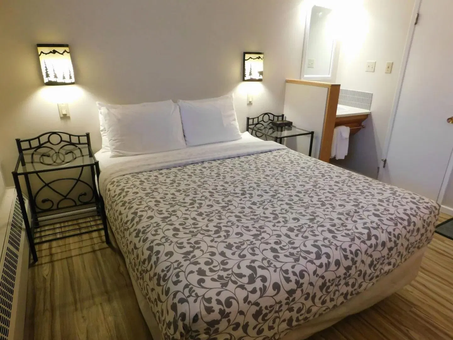 Astoria Hotel ROOM_EXAMPLE