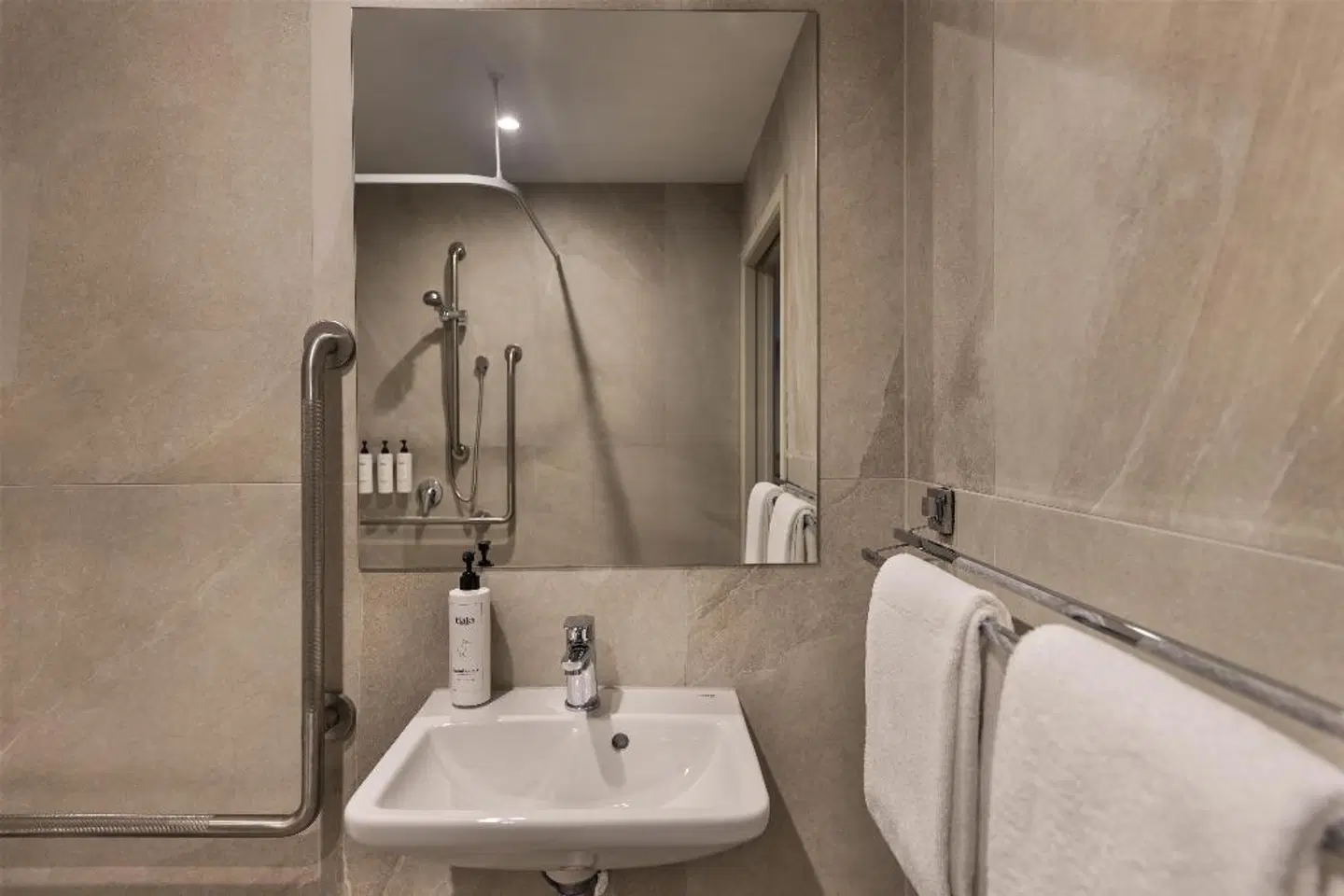 Greenlane Suites Badezimmer