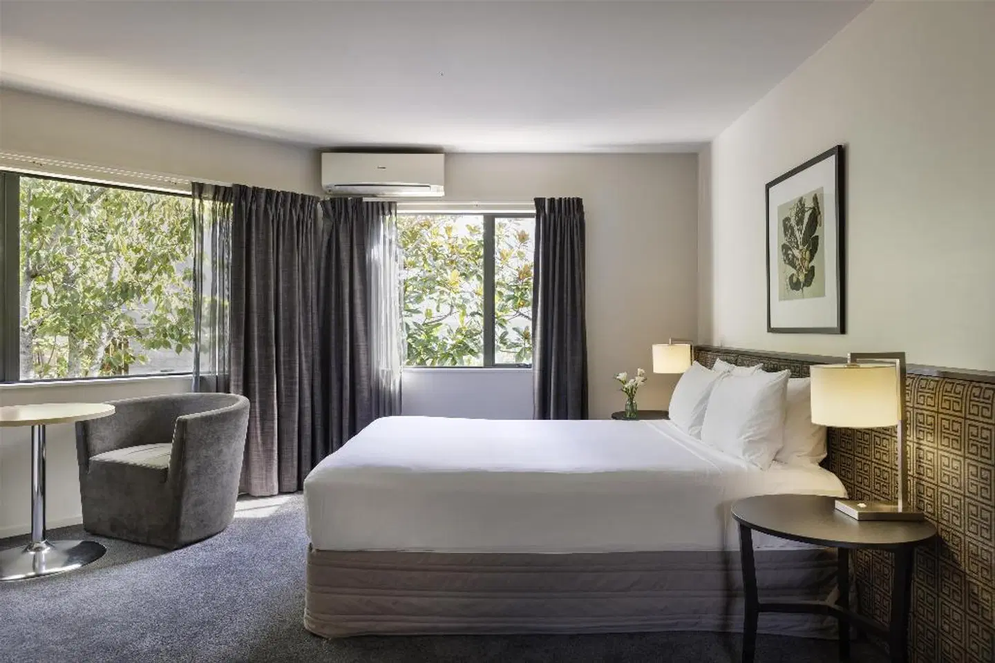 Greenlane Suites ROOM_EXAMPLE