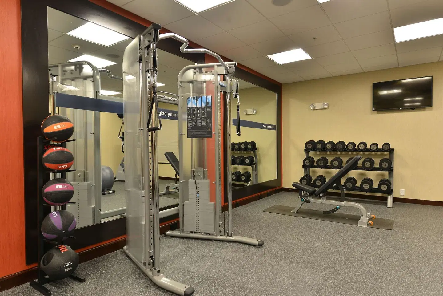 Hampton Inn Corning/Painted Post SPORTS_AND_LEISURE