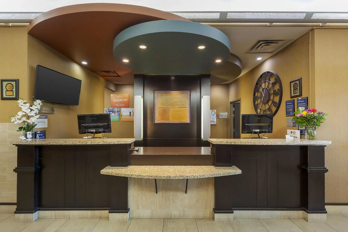 Best Western Plus Sherwood Park Inn & Suites LOUNGE_LOBBY
