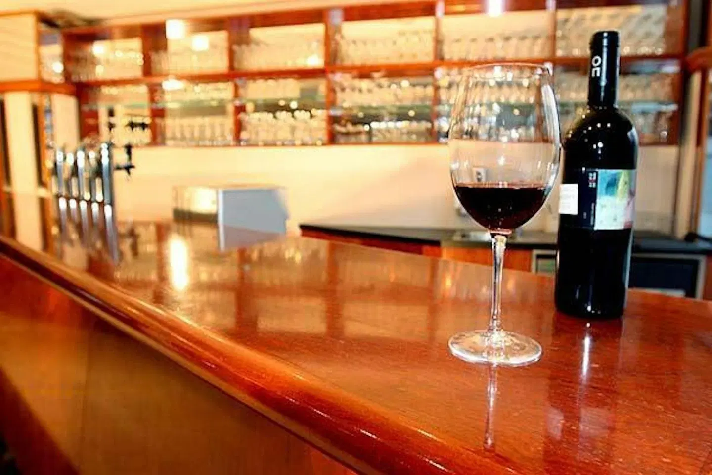 Arion Airporthotel Bar