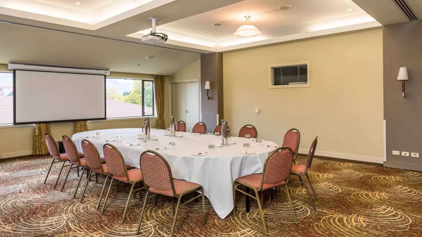 Copthorne Lakefront Hotel & Resort Konferenz