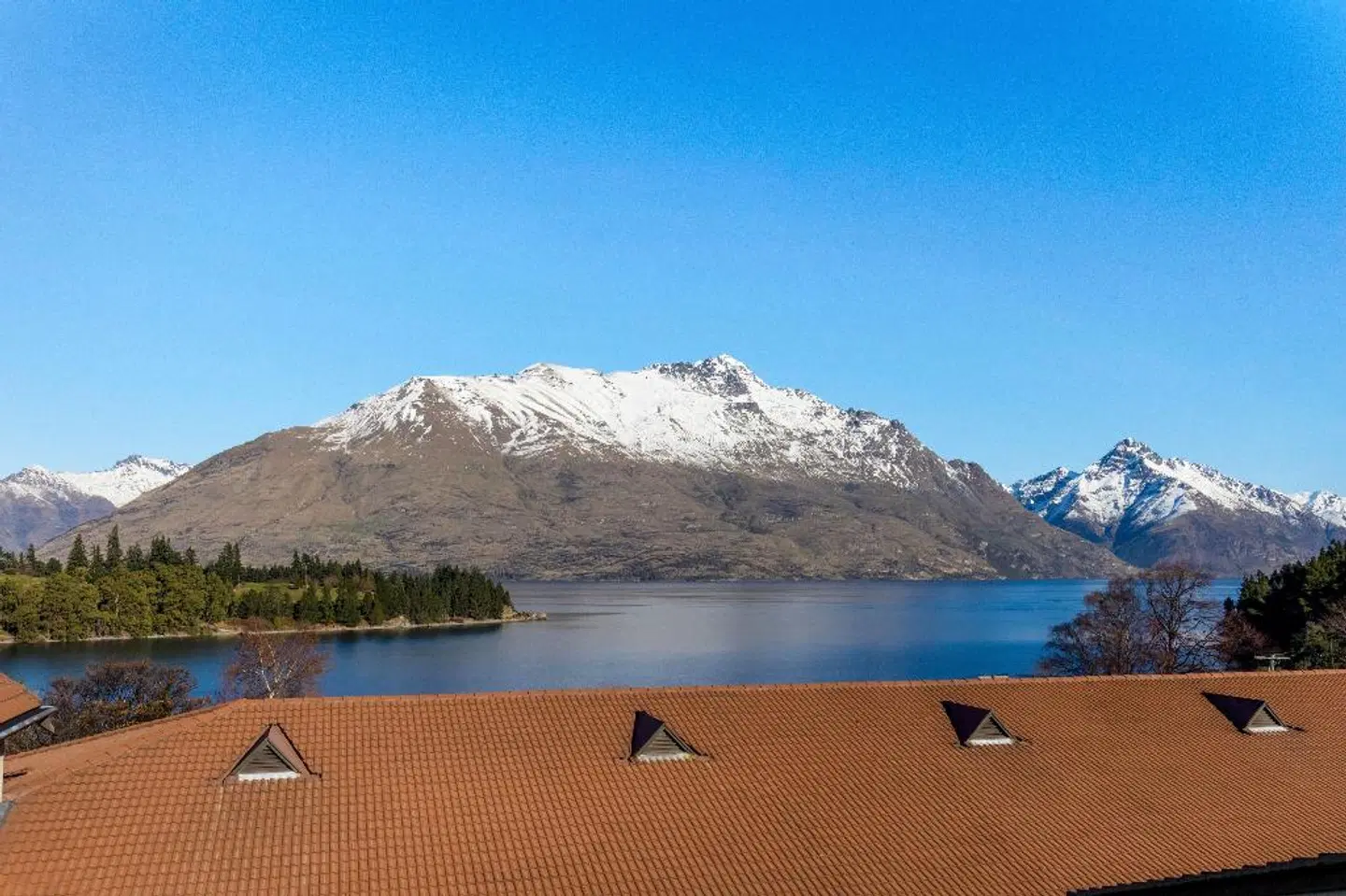 Copthorne Lakefront Hotel & Resort Strand