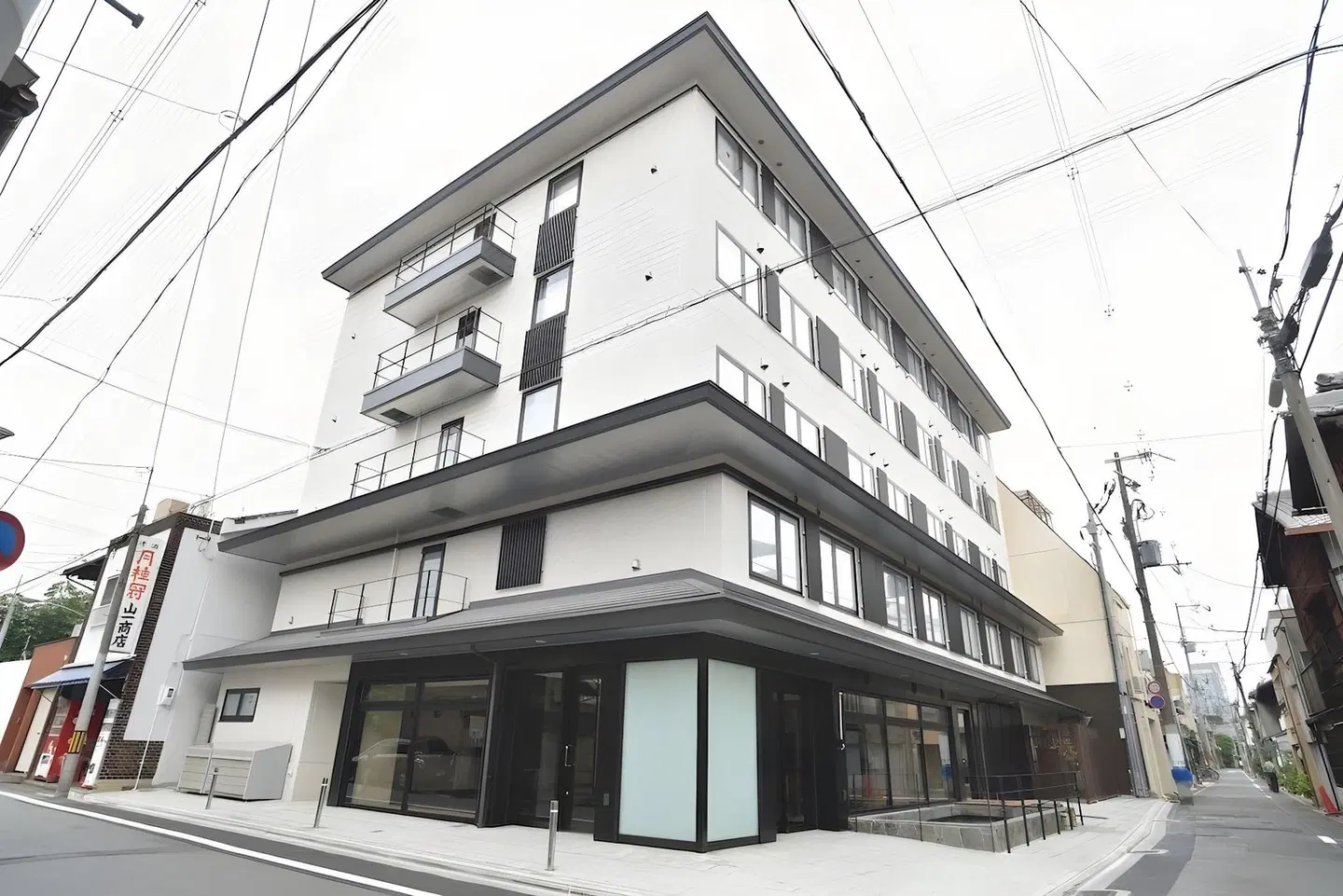 Hotel Glad One Kyoto Shichijo EXTERIOR