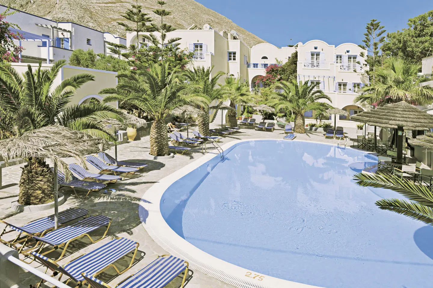 Zephyros OUTDOOR_POOL