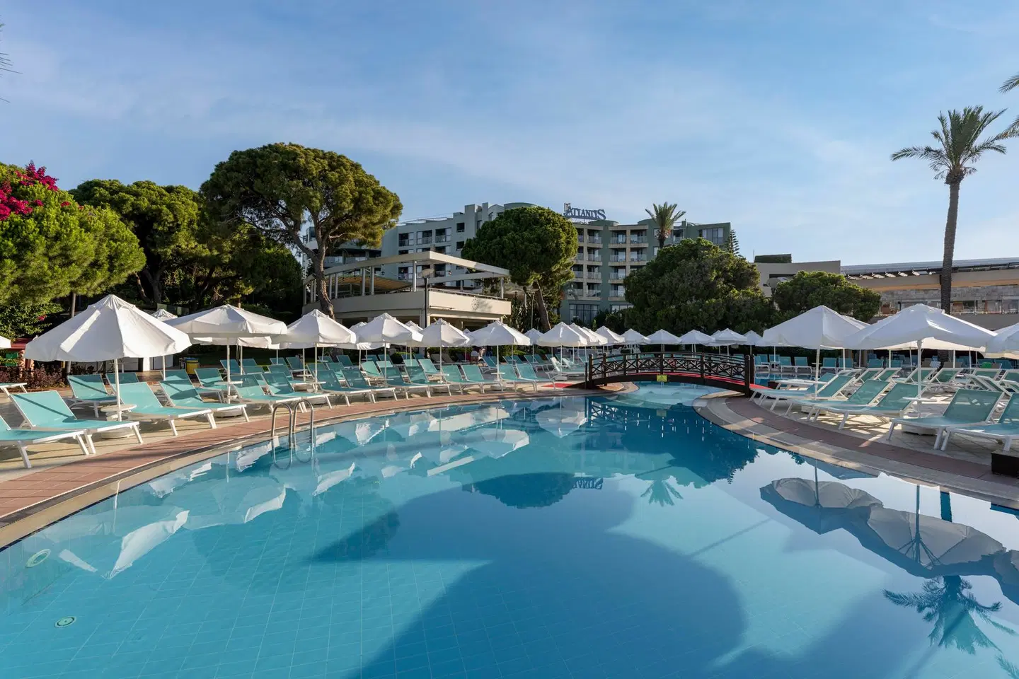 Limak Atlantis De Luxe Hotel & Resort OUTDOOR_POOL