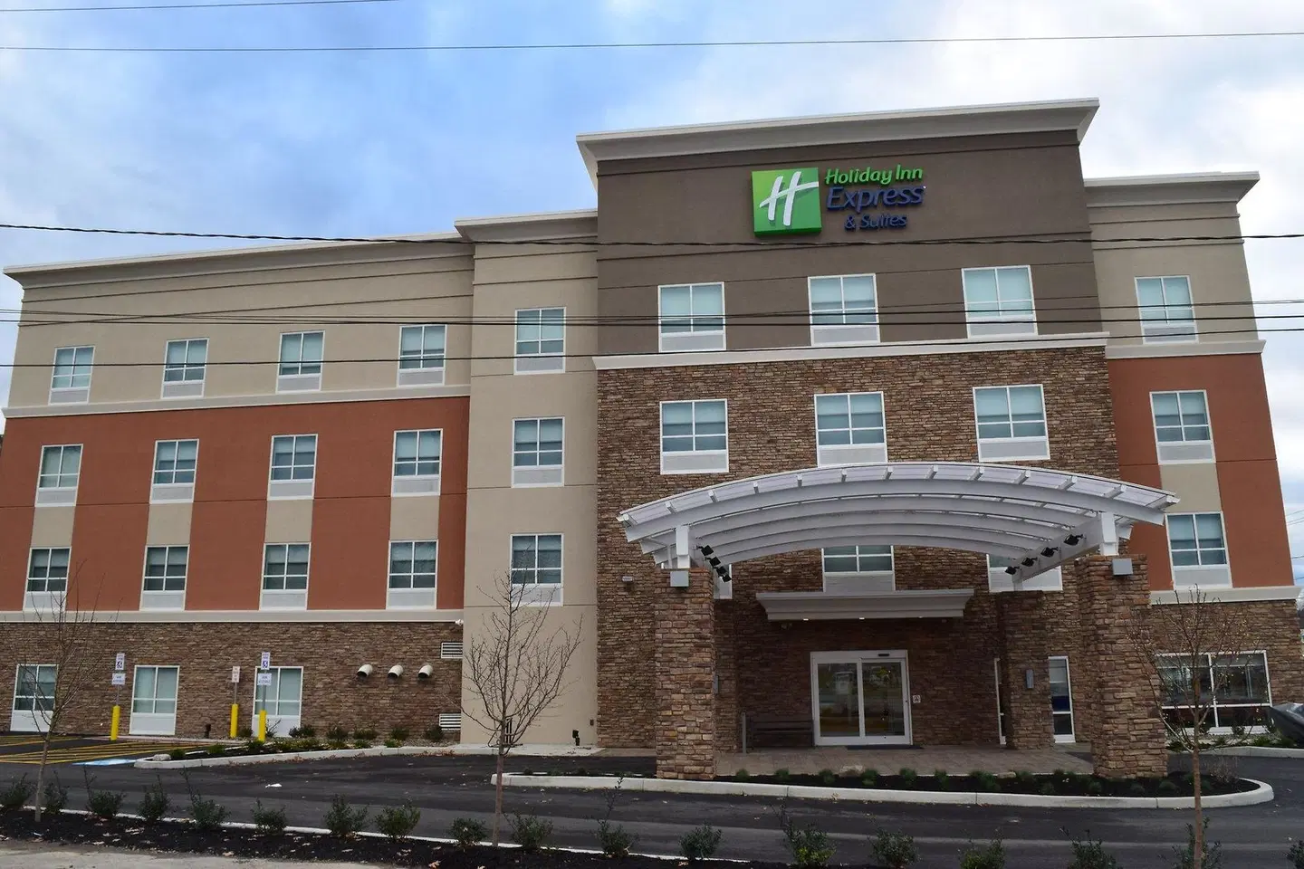 Holiday Inn Express & Suites Ithaca by IHG EXTERIOR