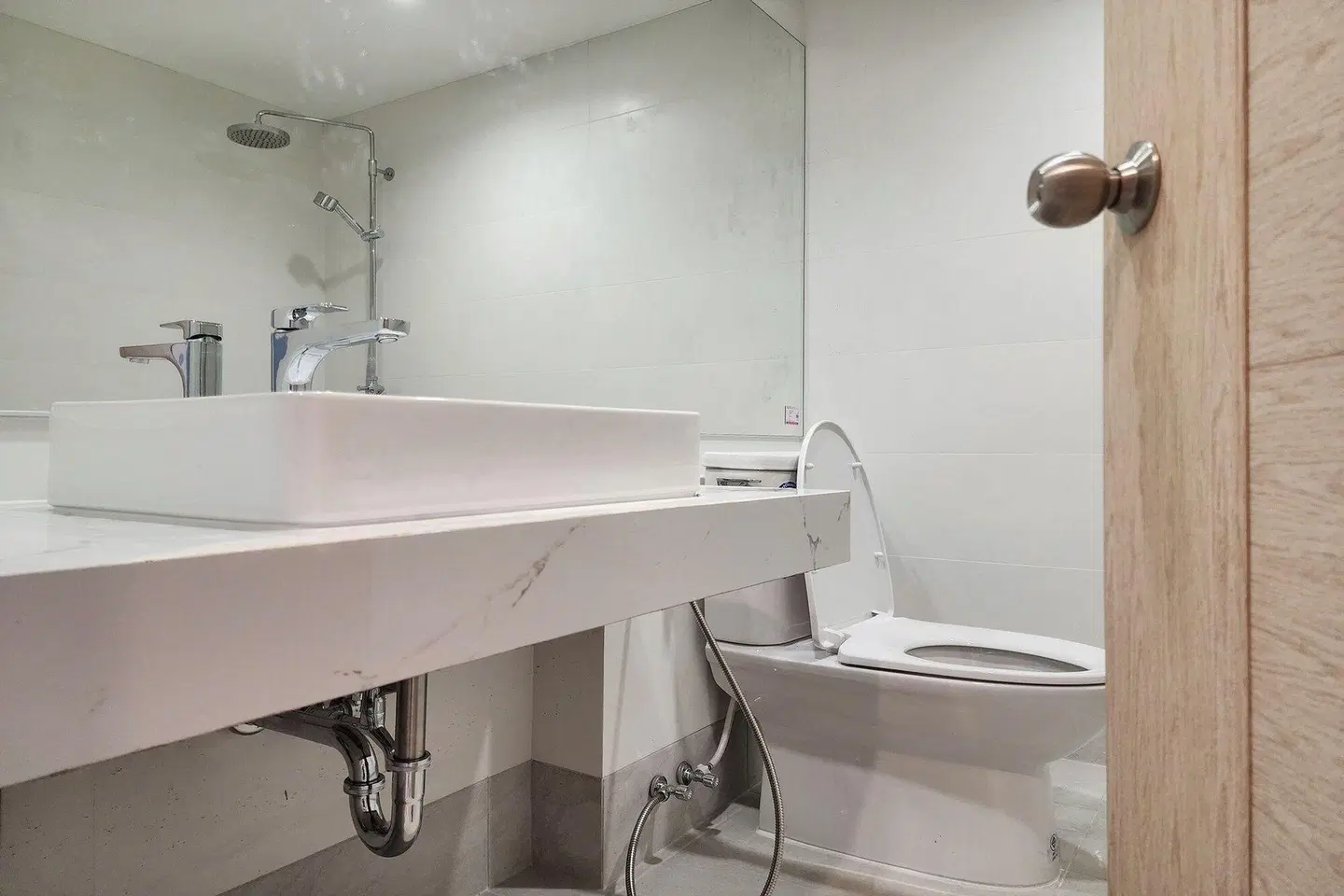 Arsh Boutique Hotel Badezimmer