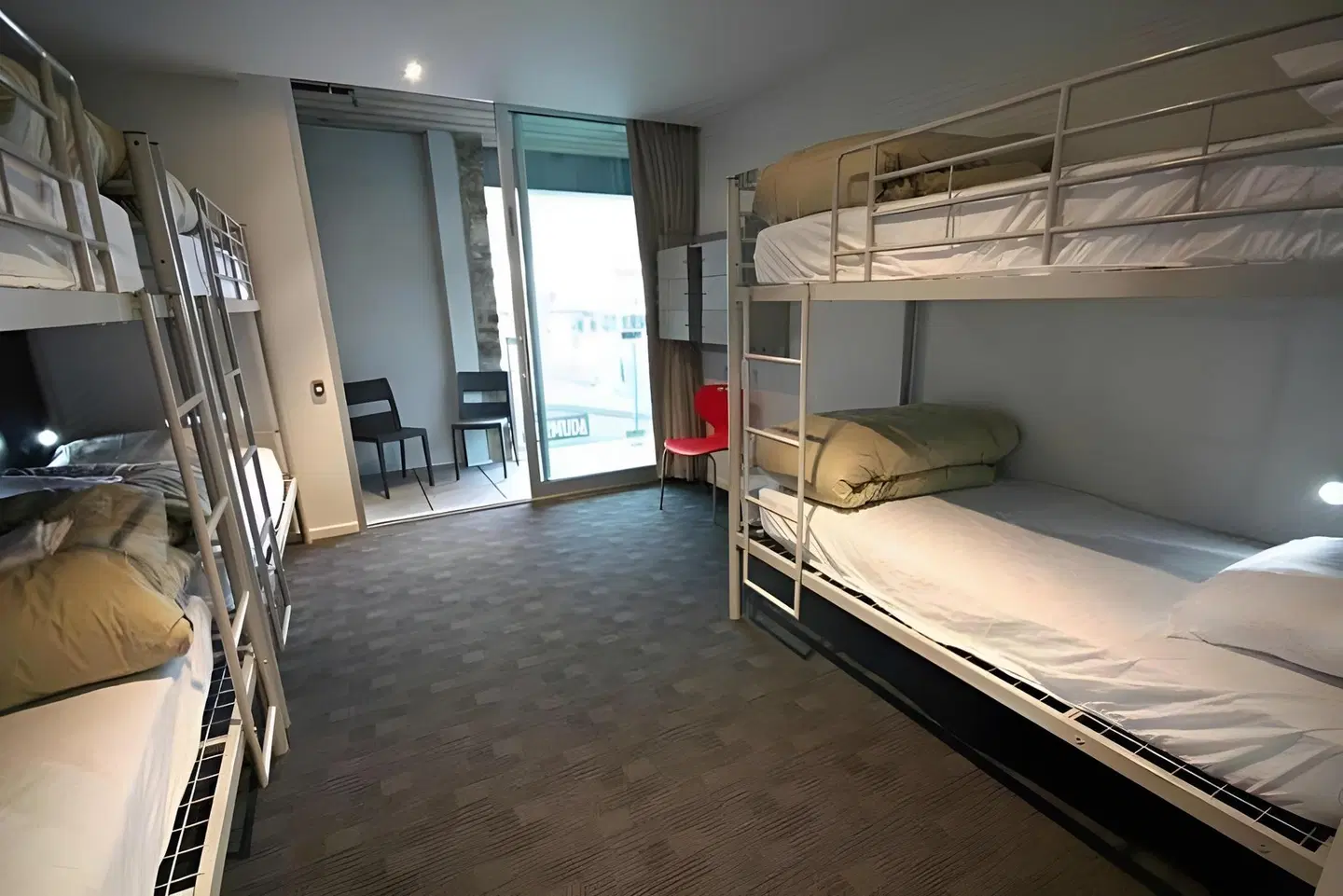Nomads Queenstown Backpackers ROOM_EXAMPLE