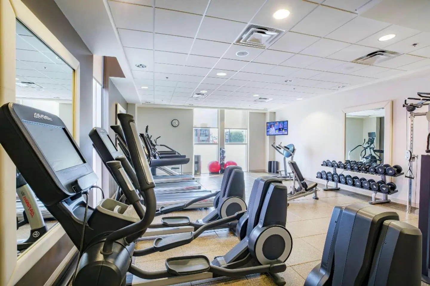 Hilton Nashville Downtown SPORTS_AND_LEISURE