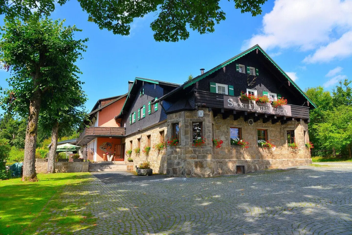 WAGNERS Hotel Restaurant im Fichtelgebirge EXTERIOR