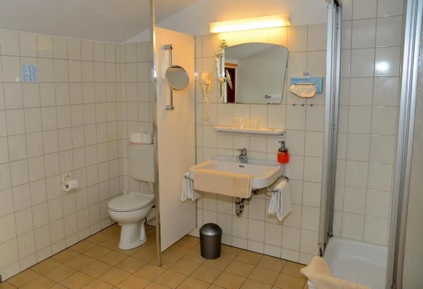 WAGNERS Hotel Restaurant im Fichtelgebirge Badezimmer