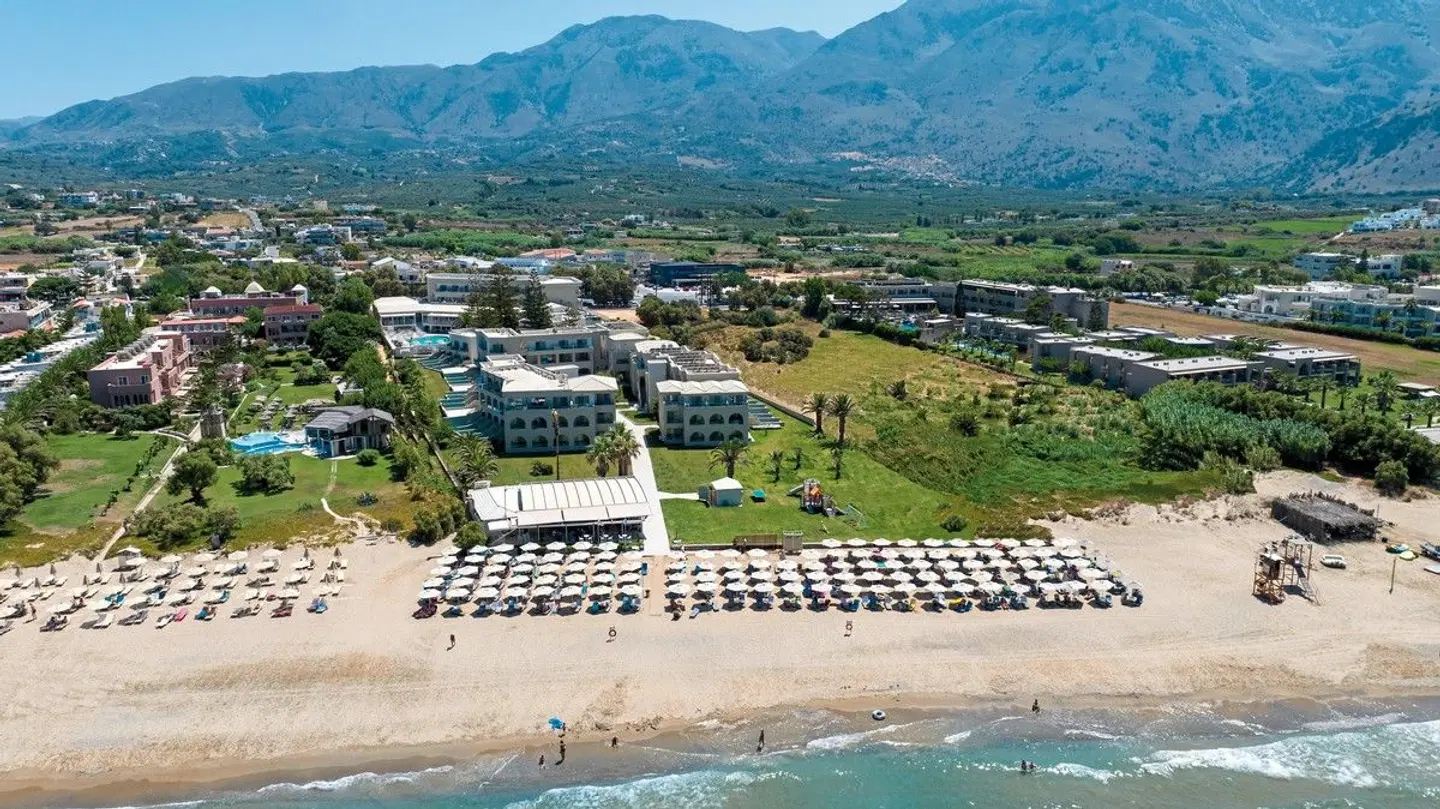 Vantaris Luxury Beach Resort EXTERIOR
