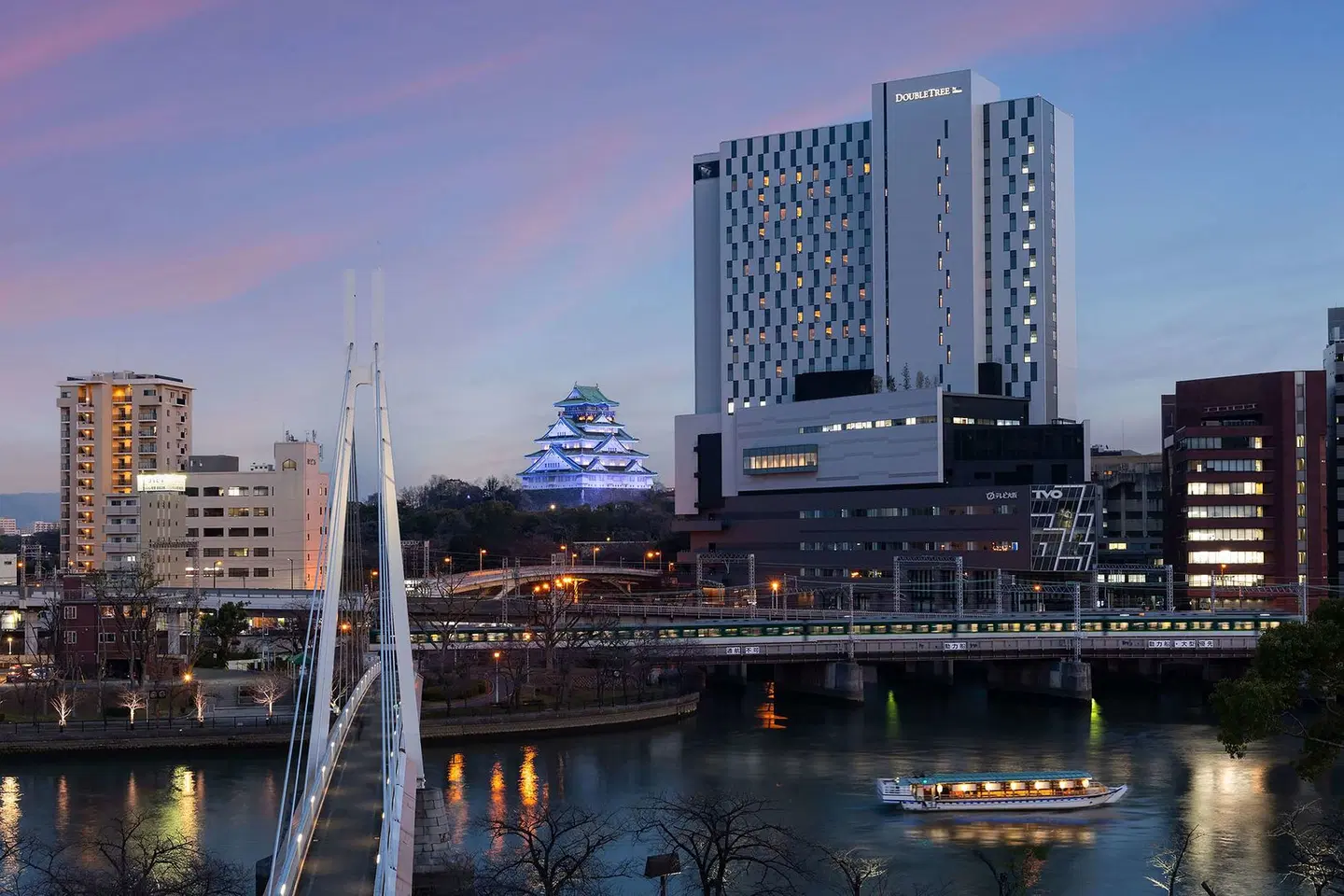 Doubletree By Hilton Osaka Castle EXTERIOR