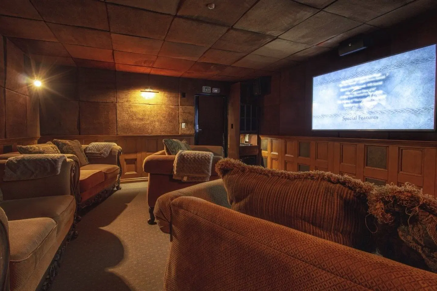 Coronet Ridge Resort Bar