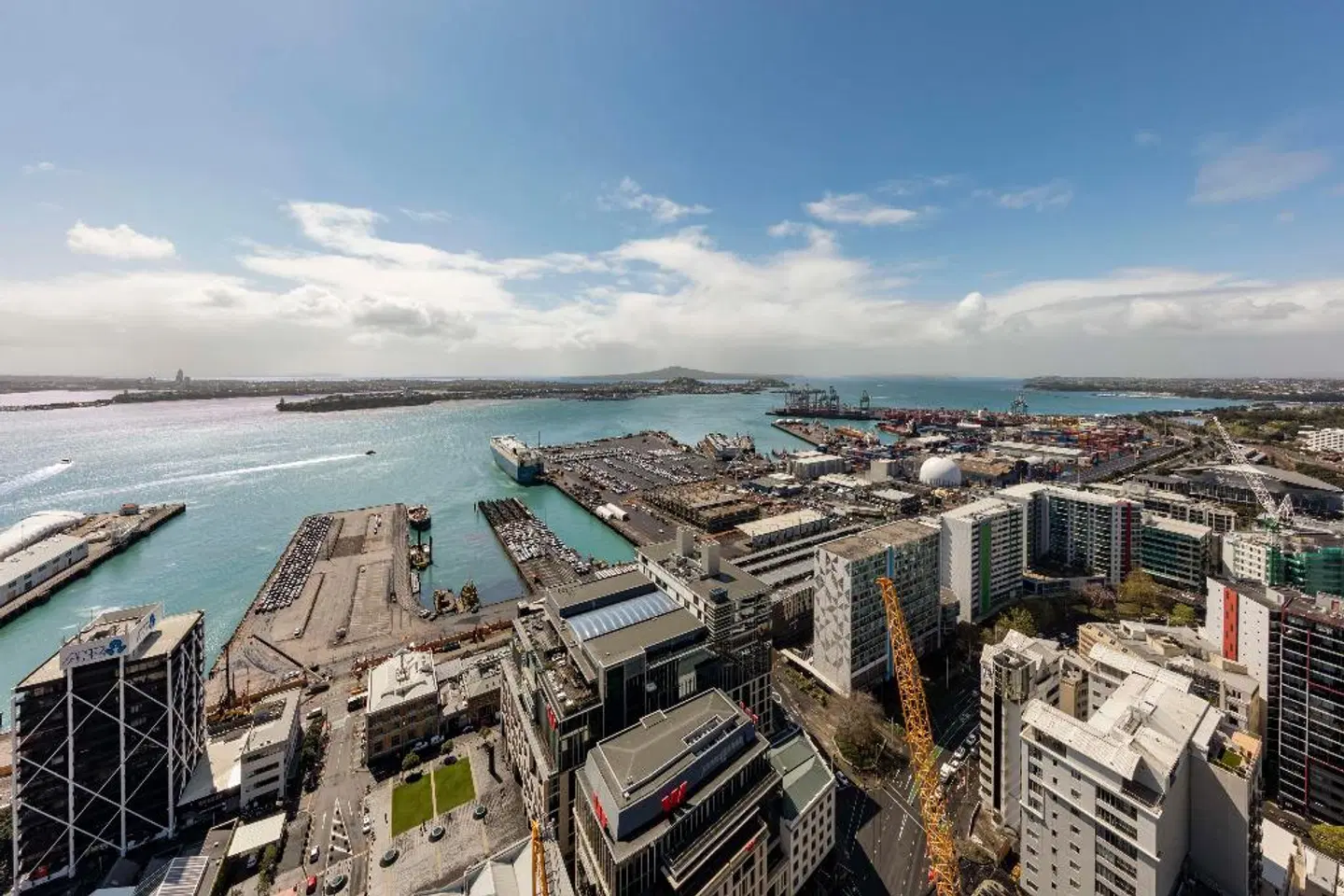 Auckland Harbour Oaks Strand