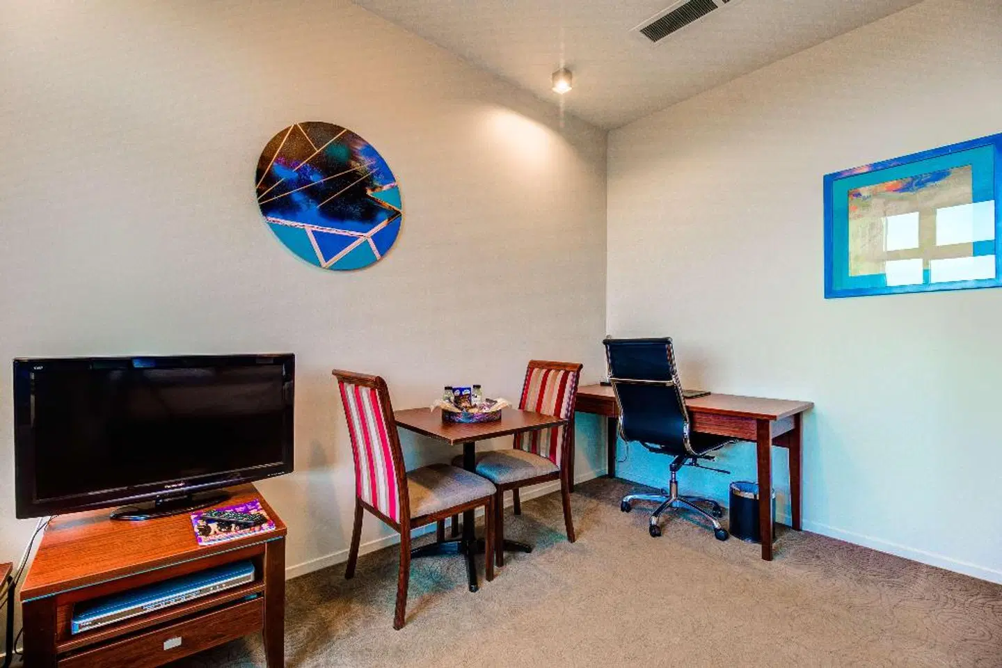 Auckland City Oaks ROOM_EXAMPLE