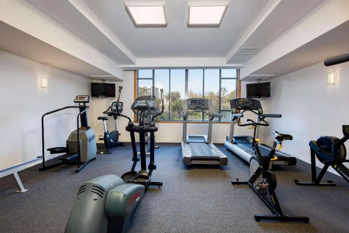 Avani Auckland Metropolis Residences SPORTS_AND_LEISURE