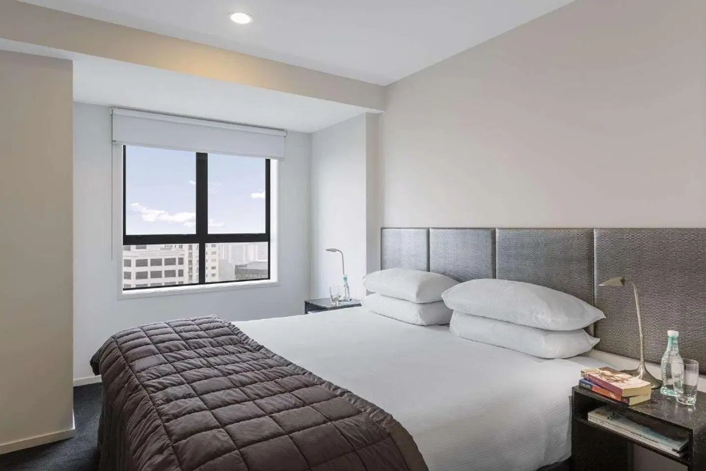 Waldorf St Martins Apartments Hotel ROOM_EXAMPLE