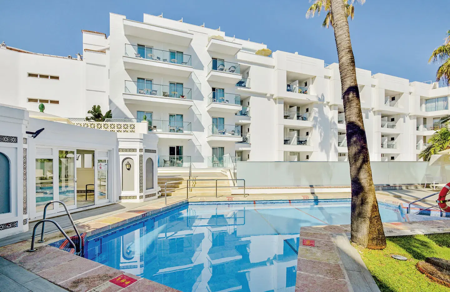 SOL Torremolinos Don Marco (Sol Don Resort) OUTDOOR_POOL