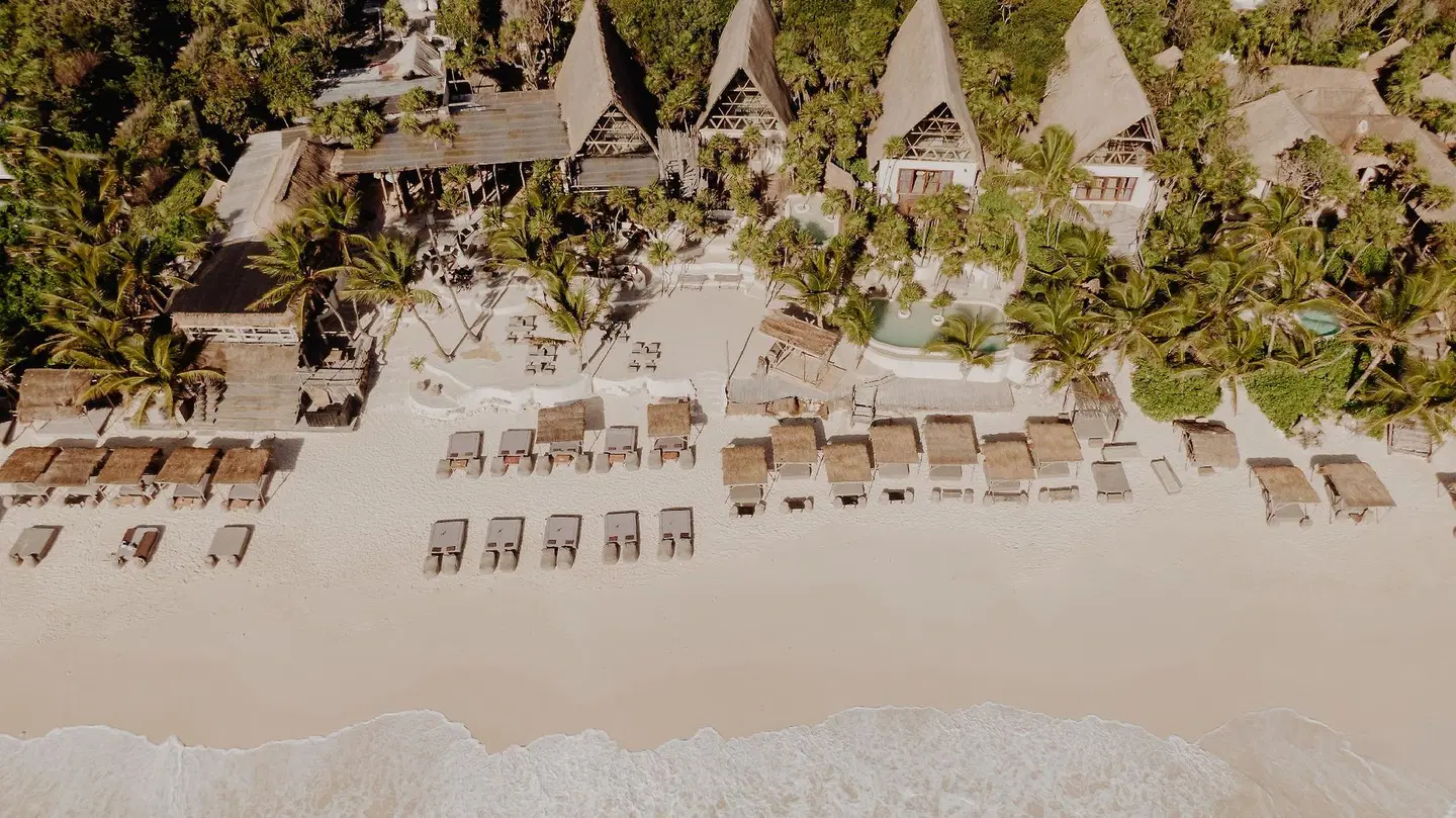 Papaya Playa Project Strand