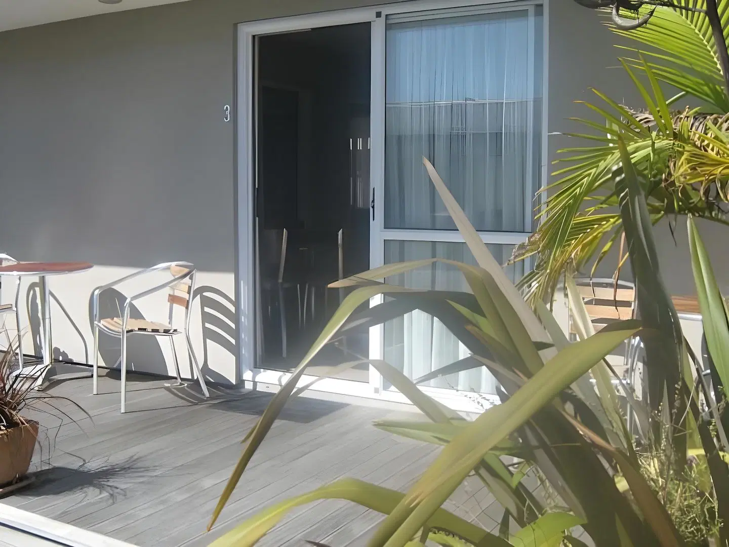 Buller Court on Palmerston Terrasse
