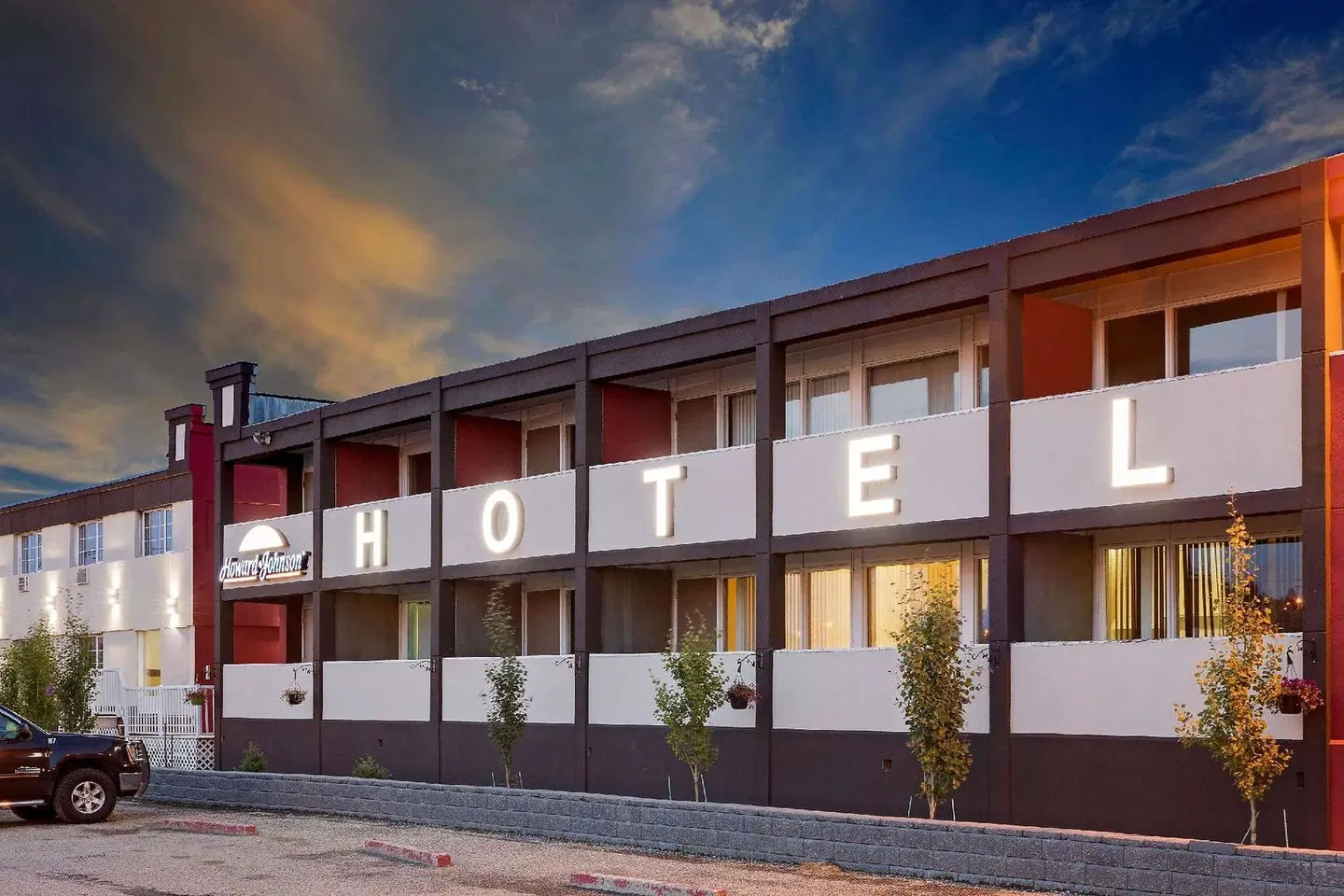 Baymont by Wyndham Edson EXTERIOR