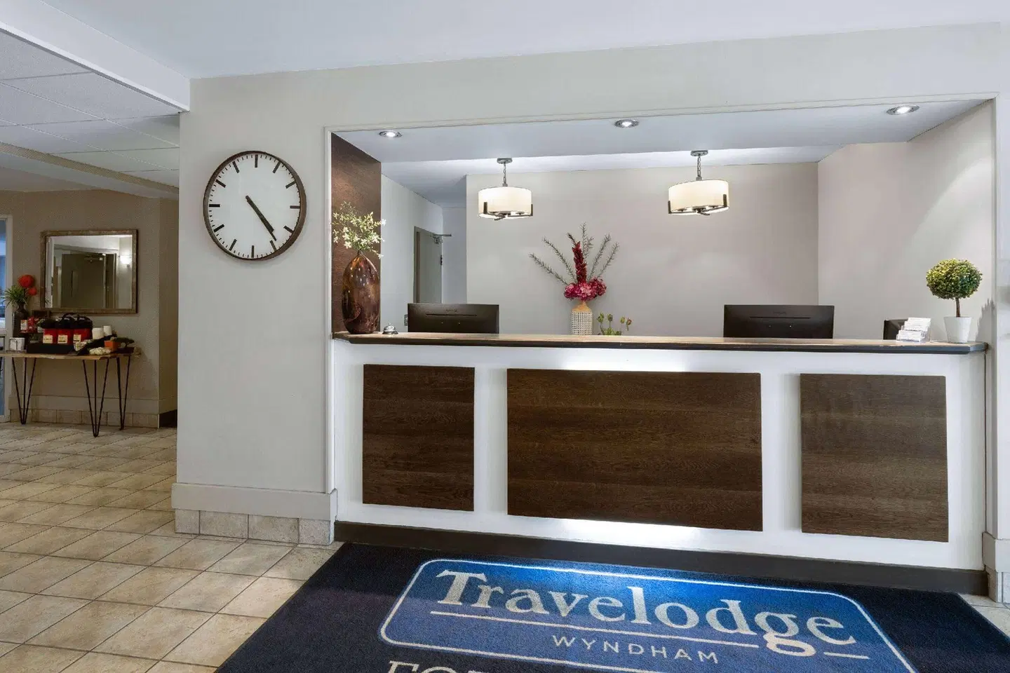 Travelodge by Wyndham Fort McMurray LOUNGE_LOBBY