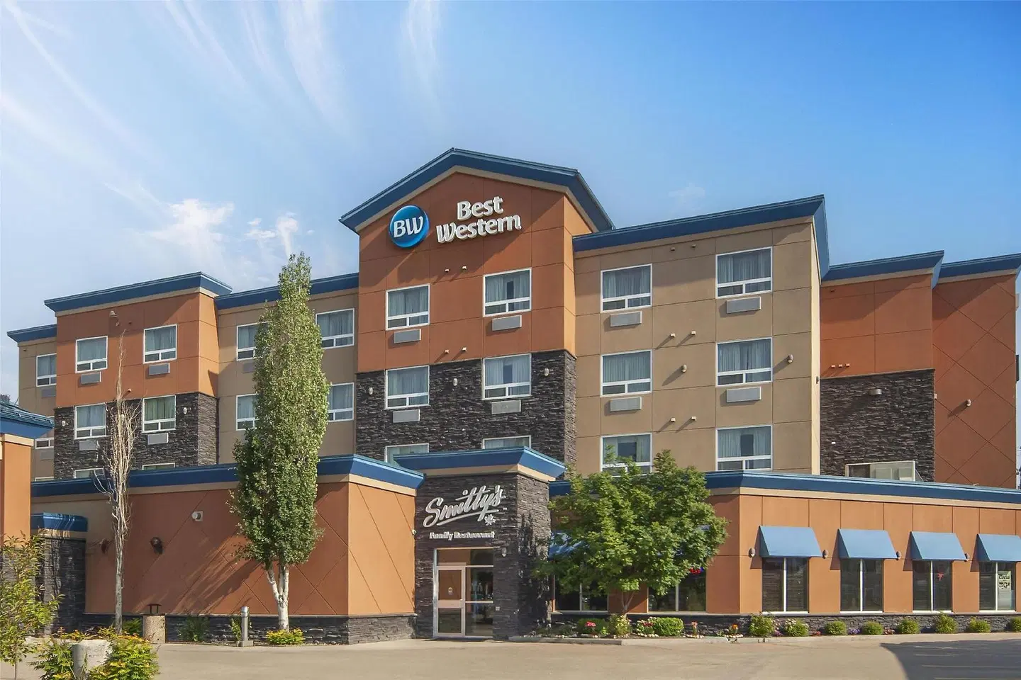 Best Western Cold Lake Inn EXTERIOR