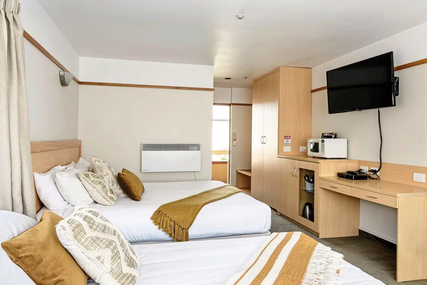 The Beachcomber Hotel Nelson ROOM_EXAMPLE