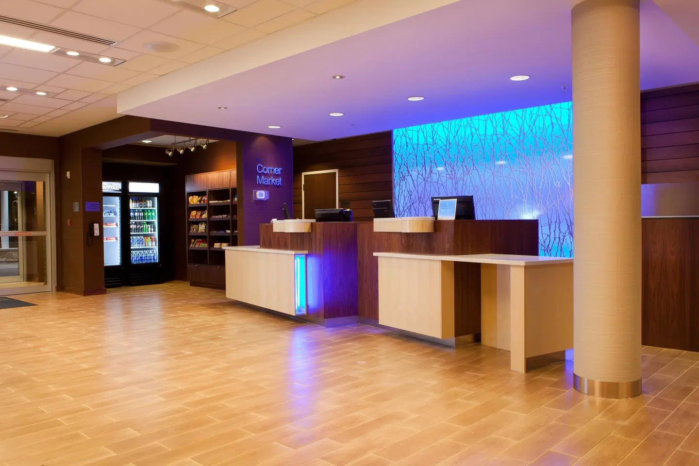 Fairfield by Marriott Inn & Suites Lethbridge LOUNGE_LOBBY