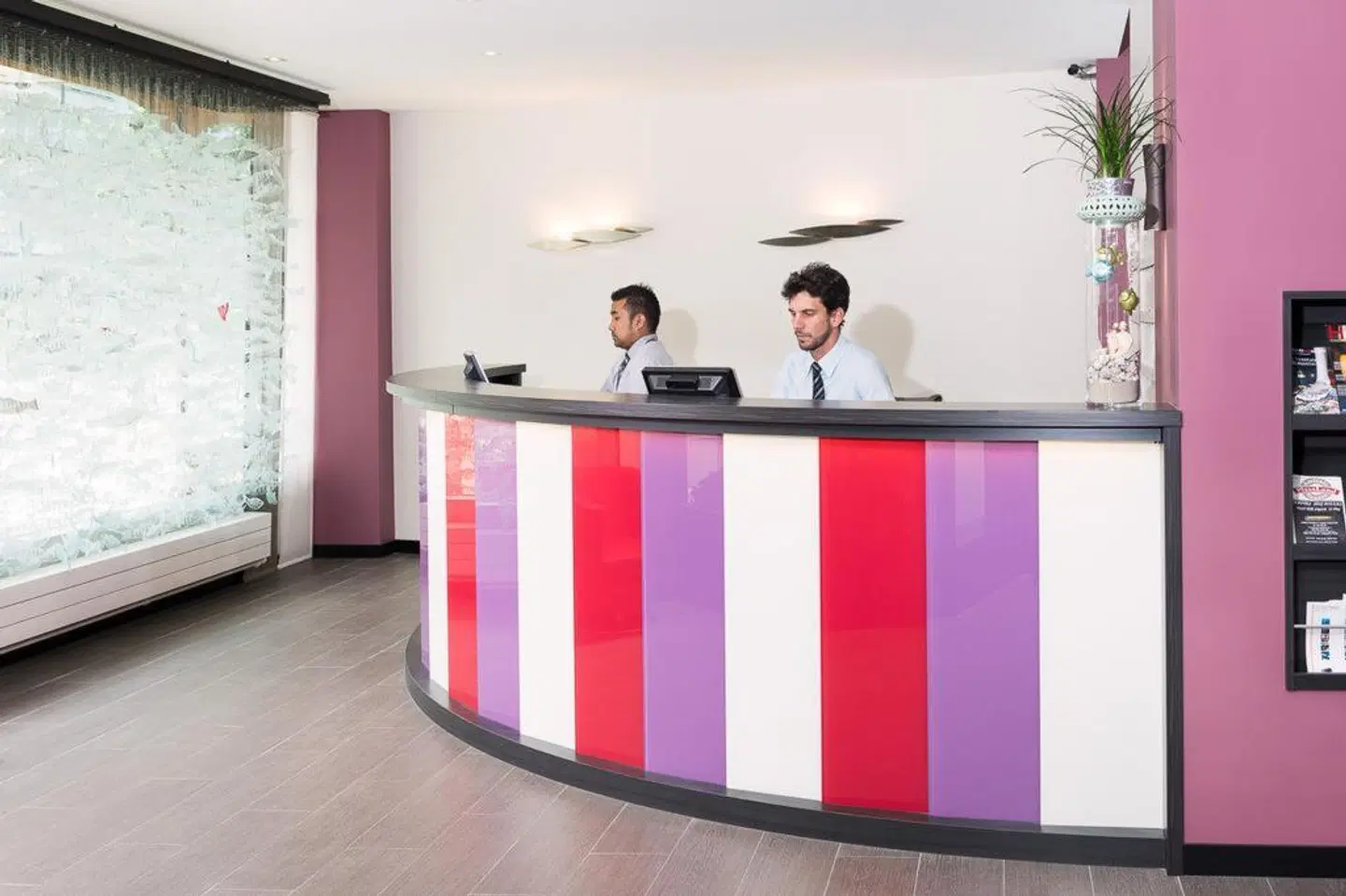 Les Nations LOUNGE_LOBBY