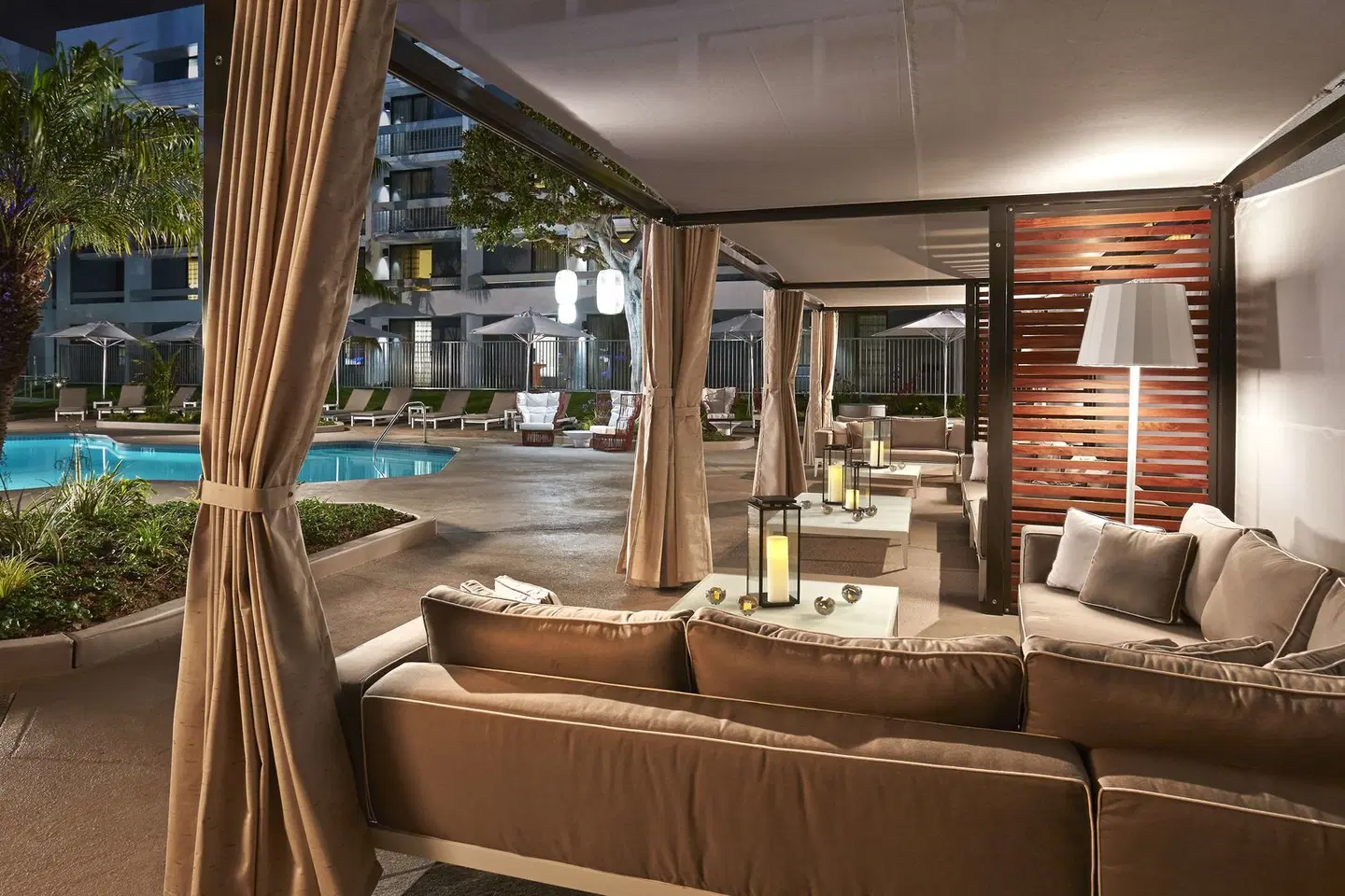 Hotel MdR Marina del Rey - a DoubleTree by Hilton Terrasse