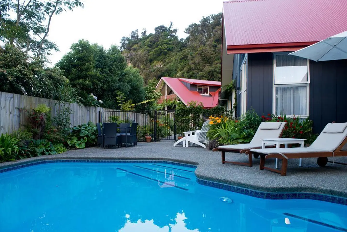Ratanui Lodge OUTDOOR_POOL