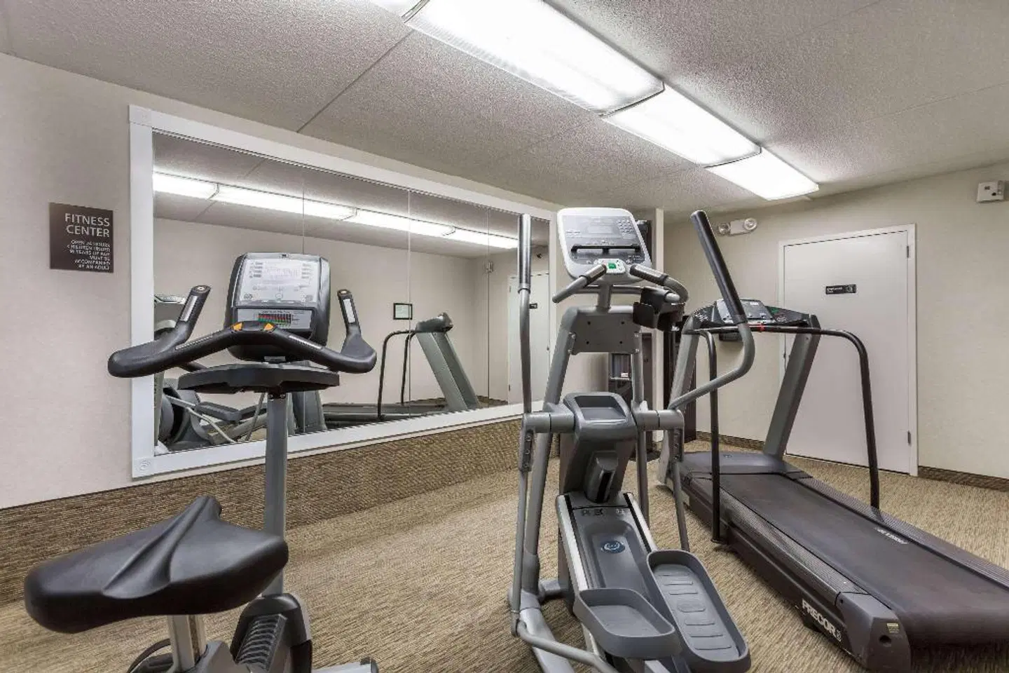 Days Inn by Wyndham Harrisburg North SPORTS_AND_LEISURE