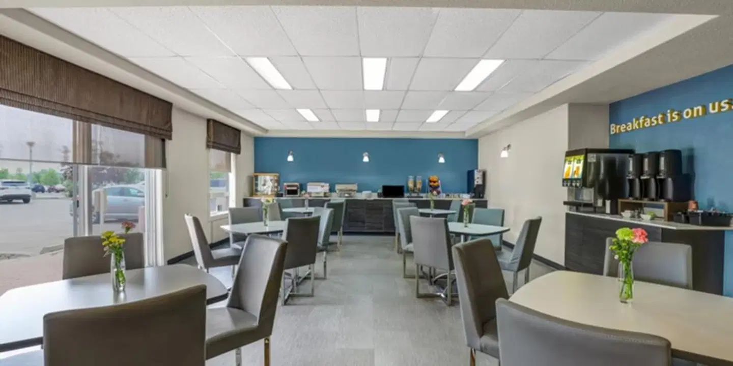 Days Inn by Wyndham Red Deer Restaurant