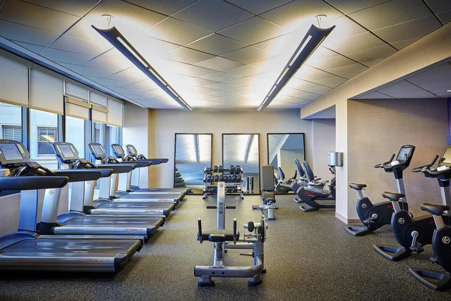 JW Marriott New Orleans SPORTS_AND_LEISURE