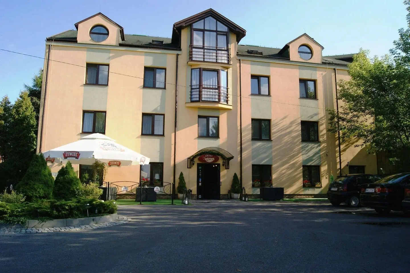 Petrus EXTERIOR