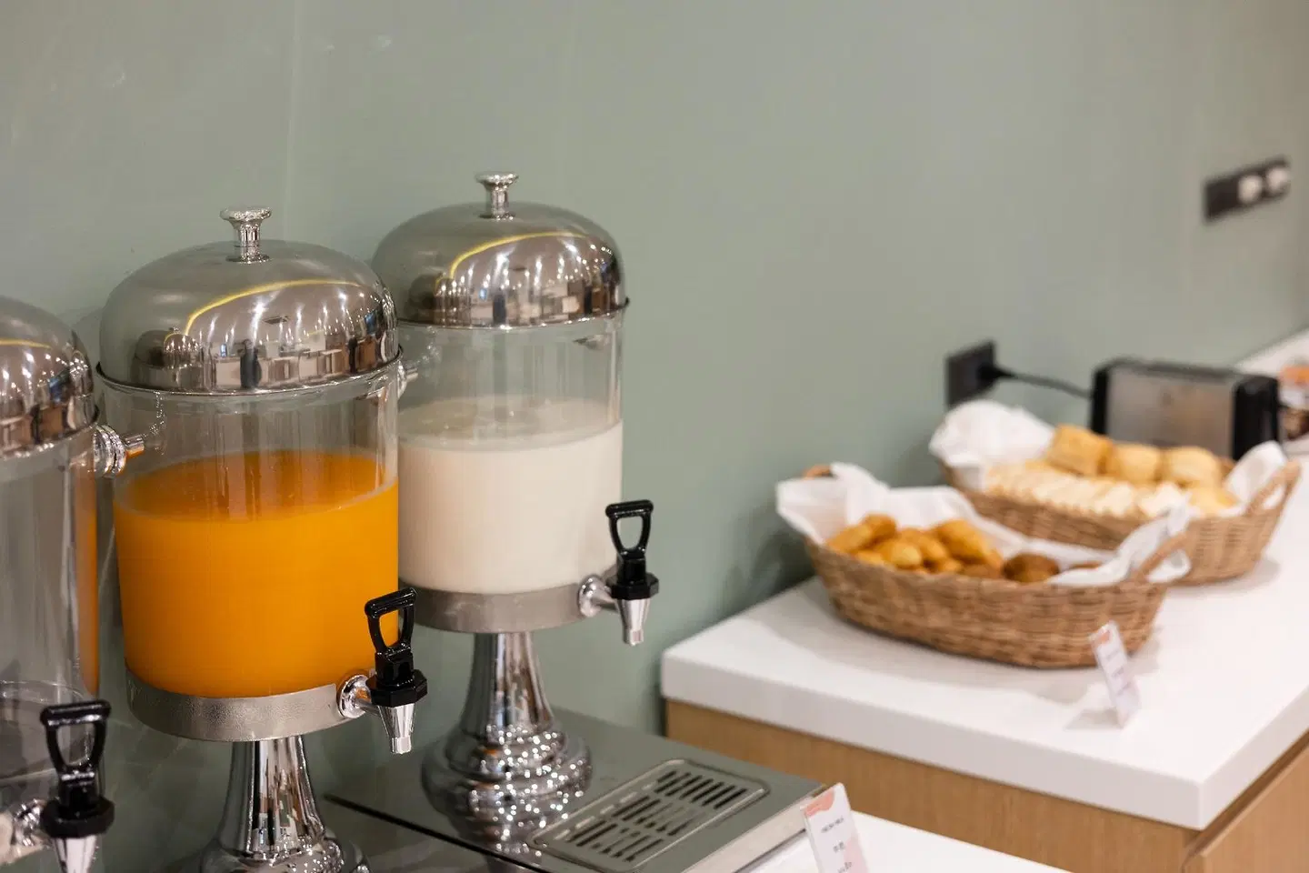 Pure Eleven Pratunam Bangkok Hotel HEALTH_BEAUTY